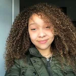 Meet your Posher, Deja